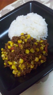 �J���[�Â��Ă邻�̃��P�́B